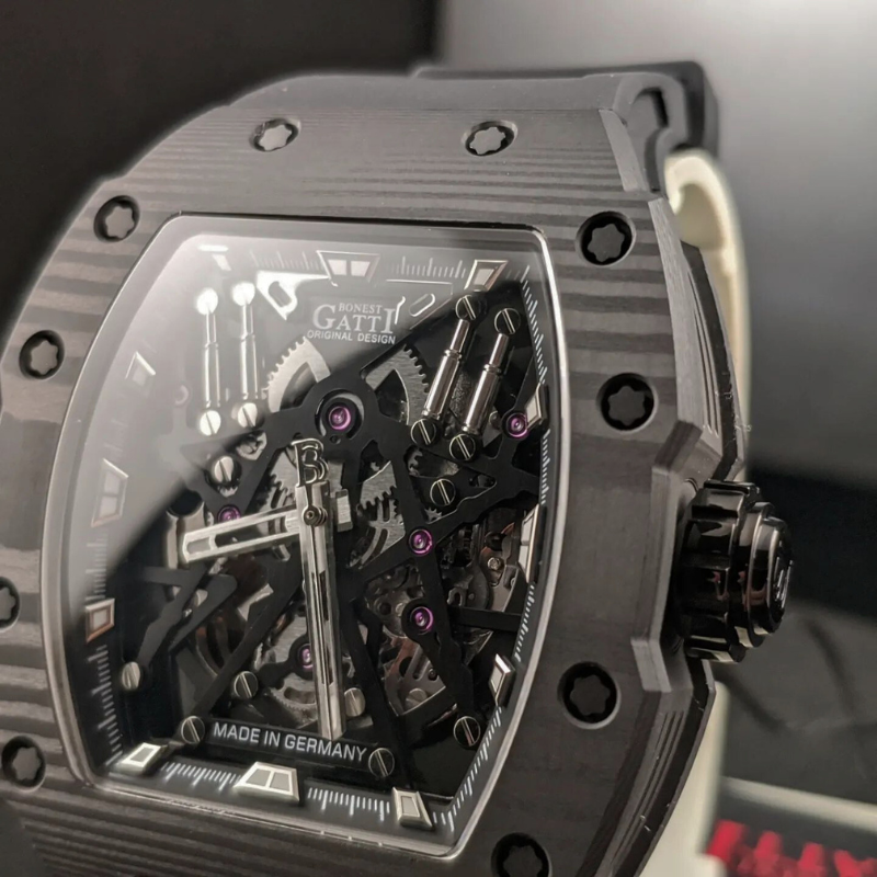 RM Series - Carbon Fiber BG9907 Black
