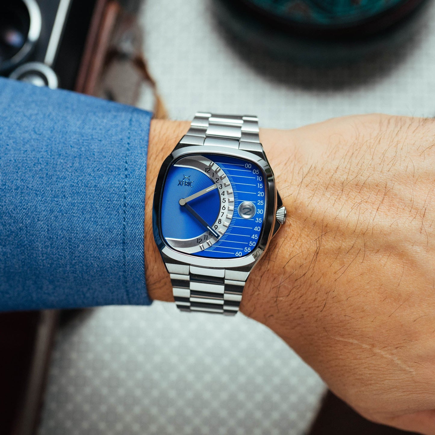 Timeline Retrograde Automatic Blue