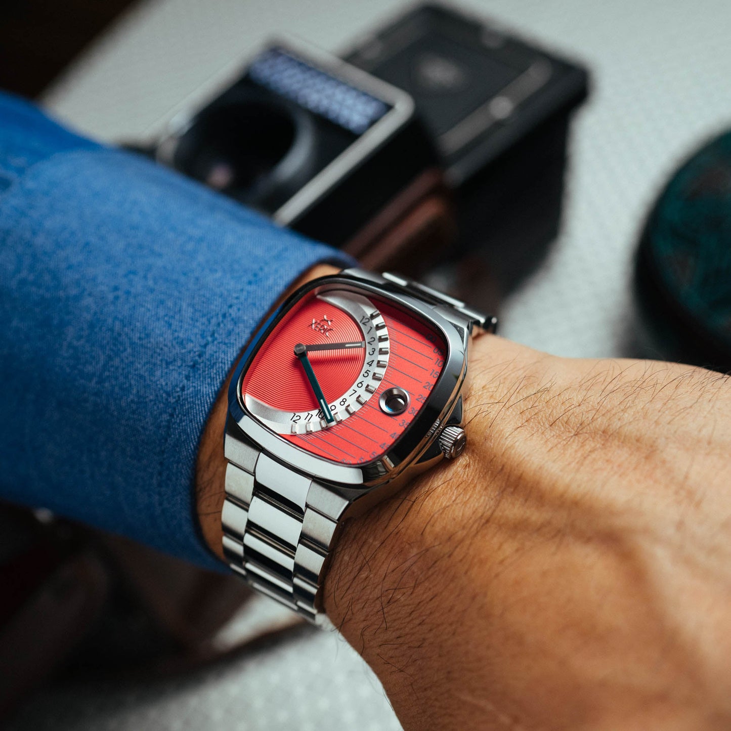 Timeline Retrograde Automatic Salmon