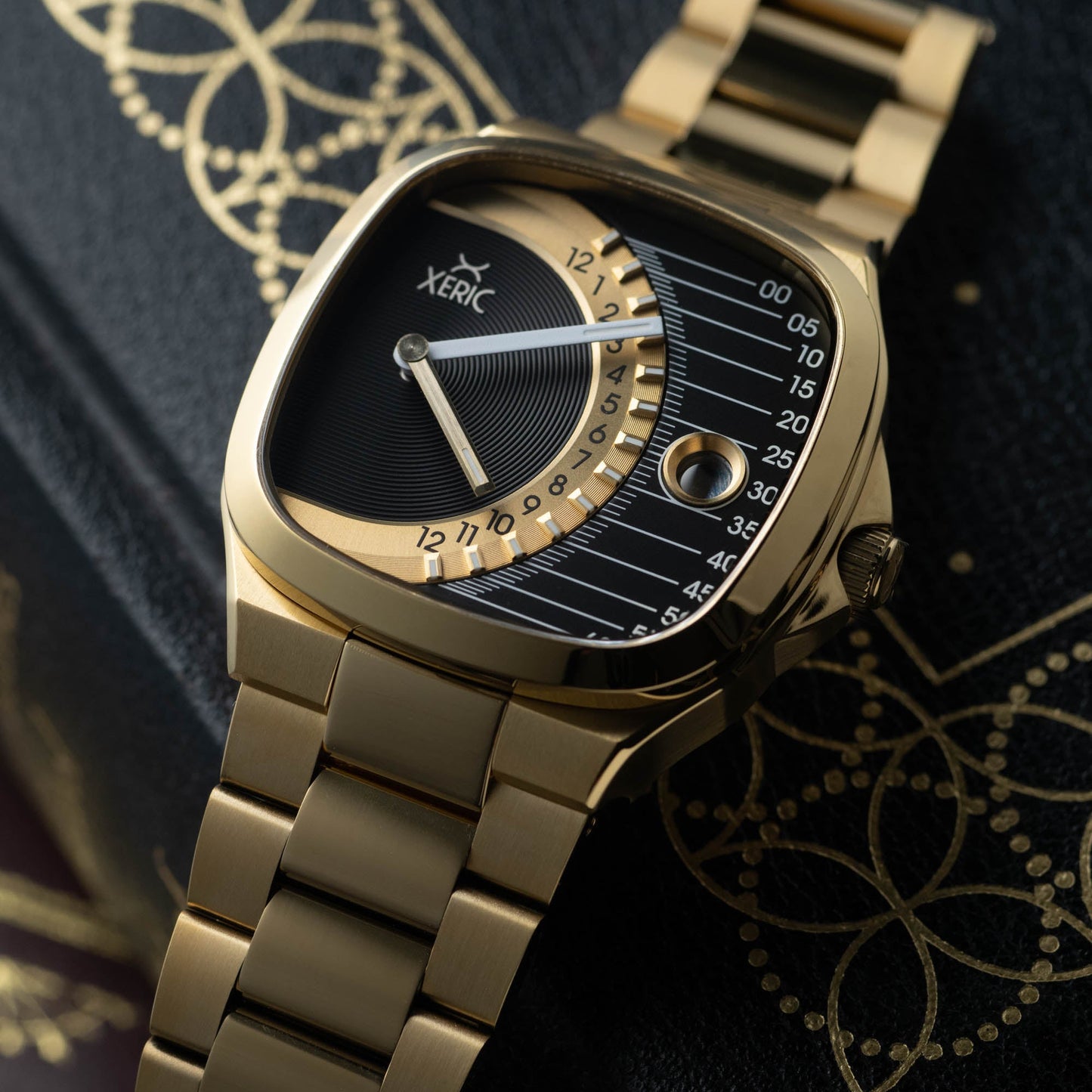 Timeline Retrograde Automatic Gold Black